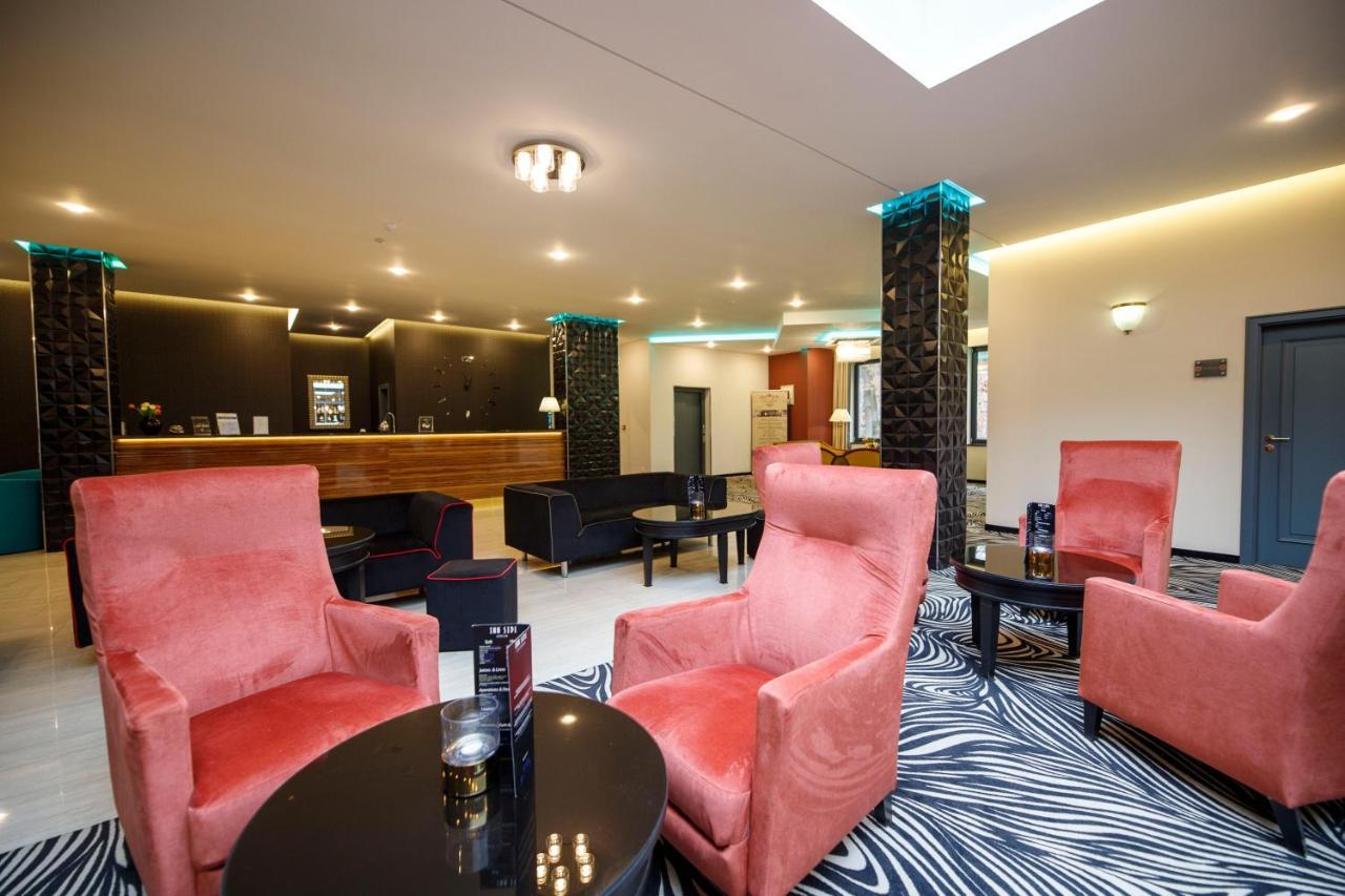 Parkhotel Carlsbad Inn Dalovice Bagian luar foto