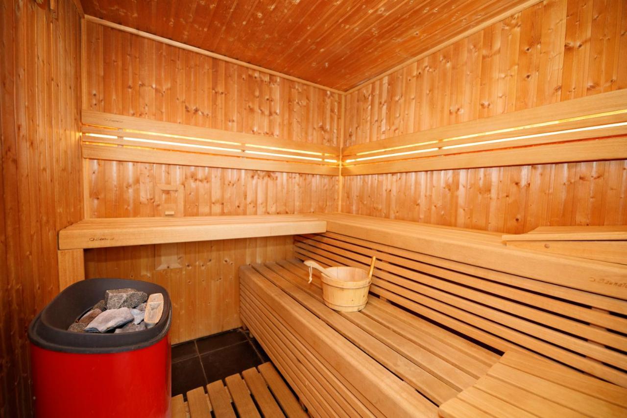 Parkhotel Carlsbad Inn Dalovice Bagian luar foto
