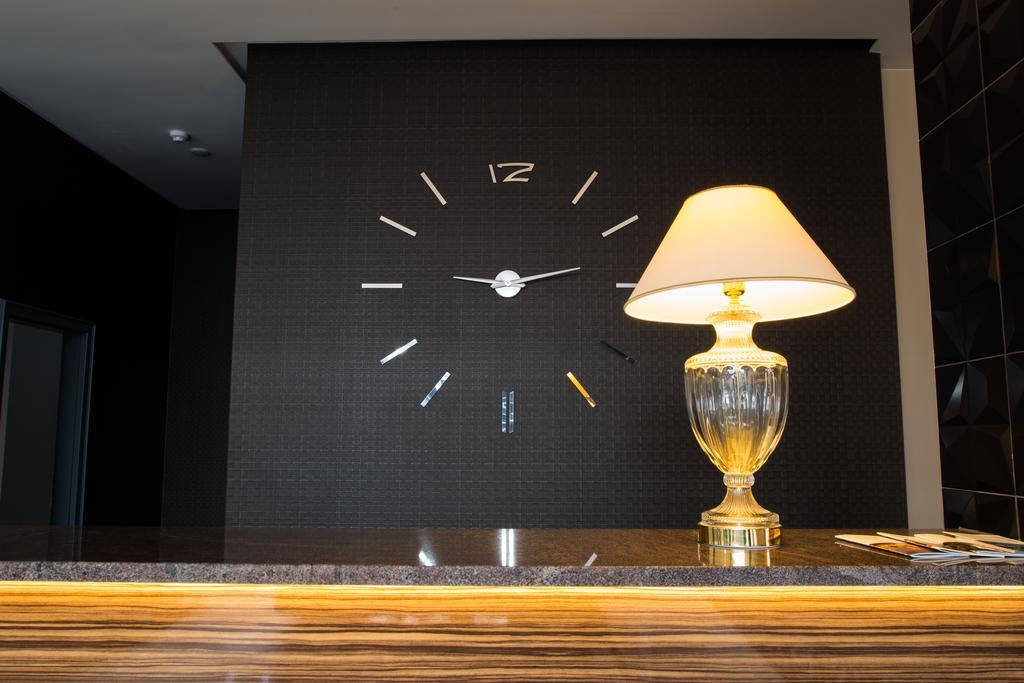 Parkhotel Carlsbad Inn Dalovice Bagian luar foto